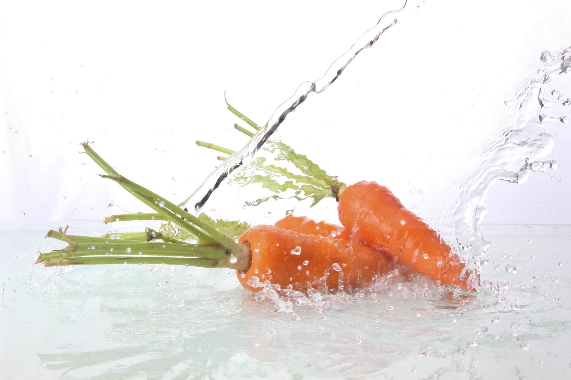 野菜や果物の洗浄・殺菌を意識して食中毒予防アイキャッチ